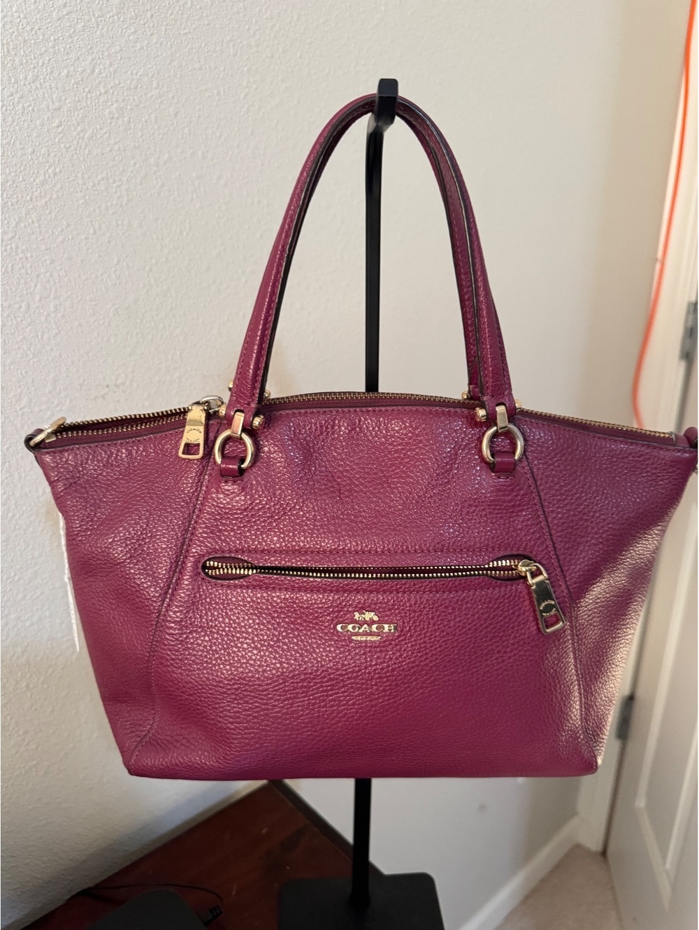 C23.1 Coach Prairie Satchel in dark berry / magenta pebbled leather
